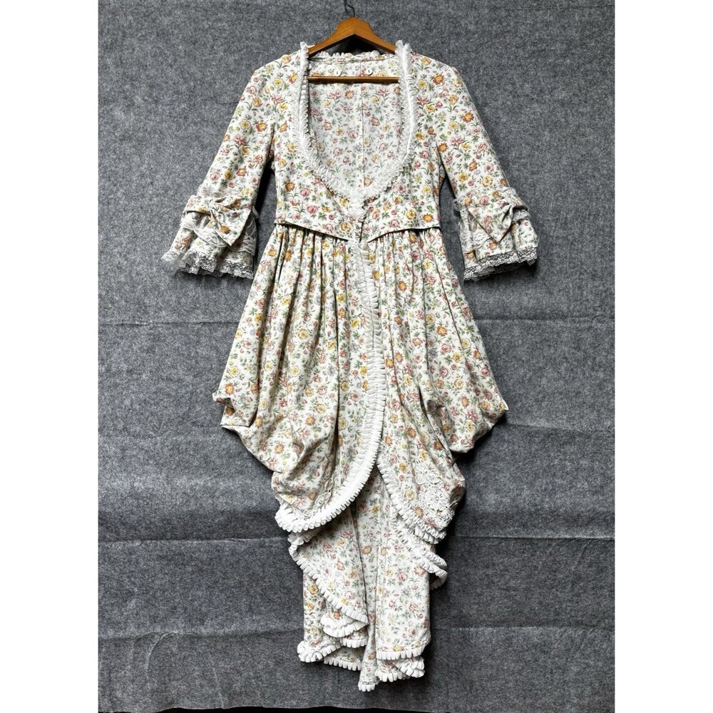 Handmade 18th Century Rococo Ball Gown – Colonial Marie Antoinette Costume Dress - Picture 4 of 16